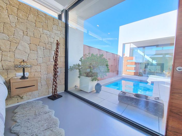 Image No.13-3 Bed Villa for sale