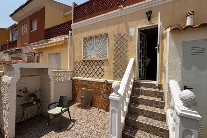 Image No.24-3 Bed Townhouse for sale
