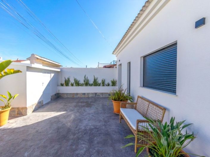 Image No.4-Villa de 3 chambres à vendre à Torrevieja
