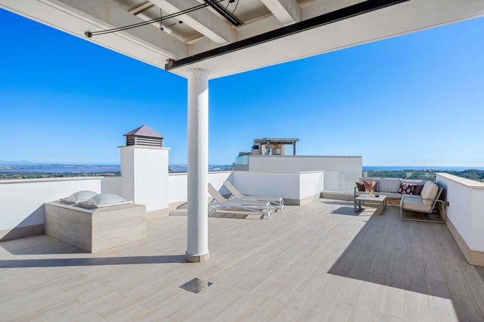 Image No.25-3 Bed Villa for sale