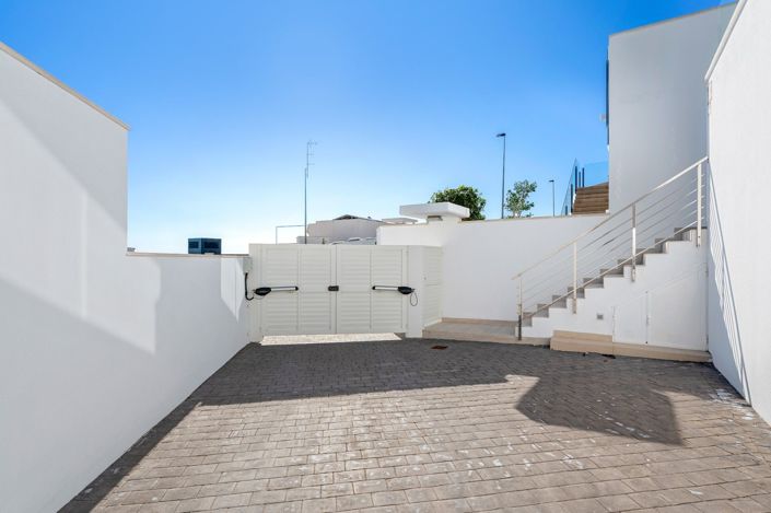 Image No.31-3 Bed Villa for sale