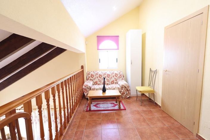 Image No.12-4 Bed Villa for sale