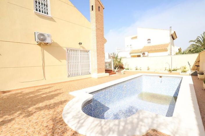 Image No.21-4 Bed Villa for sale