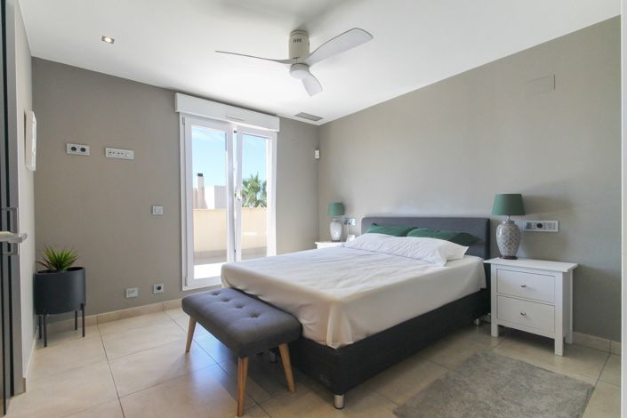 Image No.36-4 Bed Villa for sale