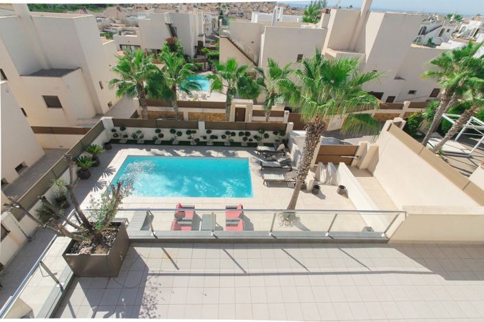 Image No.7-Villa de 4 chambres à vendre à Torrevieja