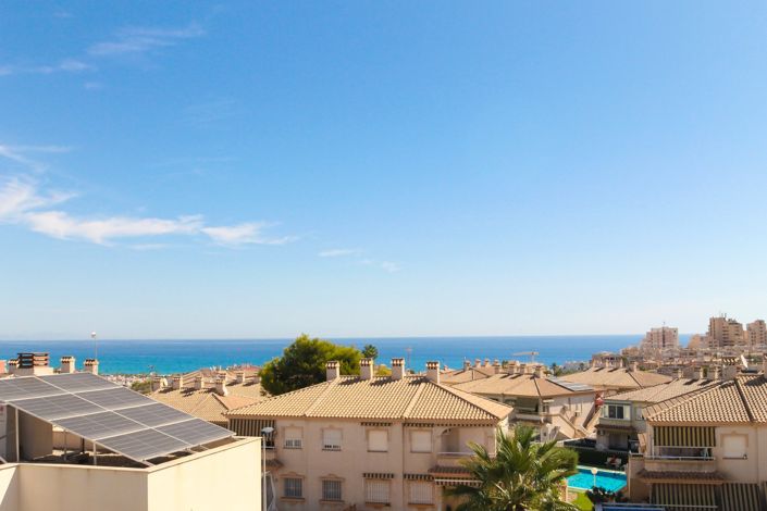 Image No.8-4 Bed Villa for sale