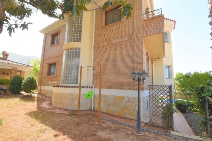 Image No.3-5 Bed Villa for sale