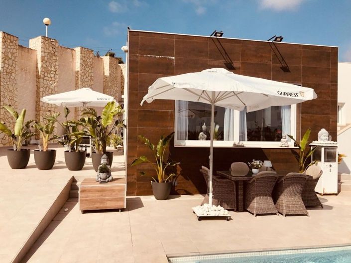 Image No.10-6 Bed Villa for sale