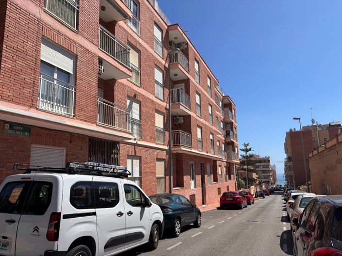 Image No.30-3 Bed Apartment for sale