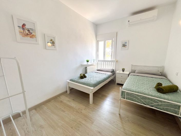 Image No.45-7 Bed Villa for sale