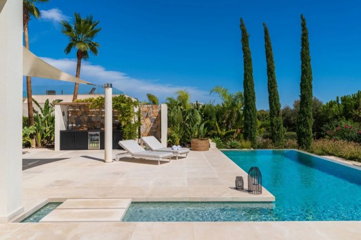 Image No.16-5 Bed Villa for sale