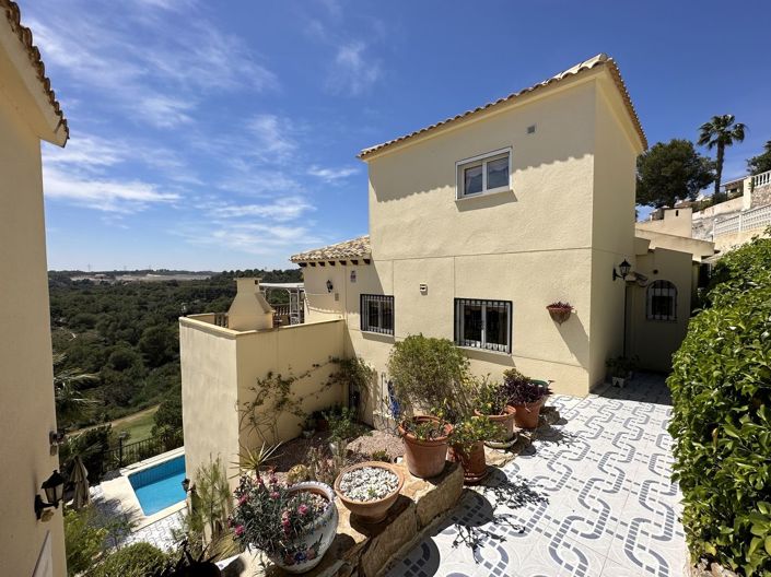 Image No.5-5 Bed Villa for sale