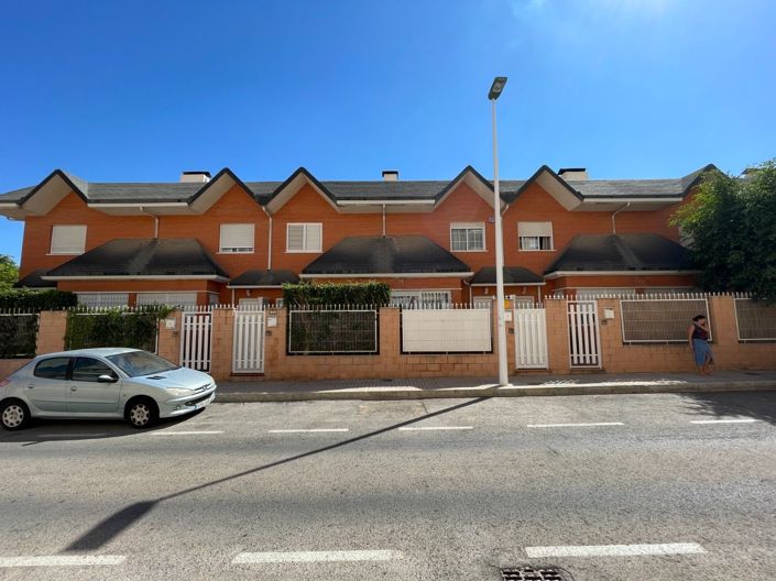 Image No.6-Maison de 4 chambres à vendre à Elche