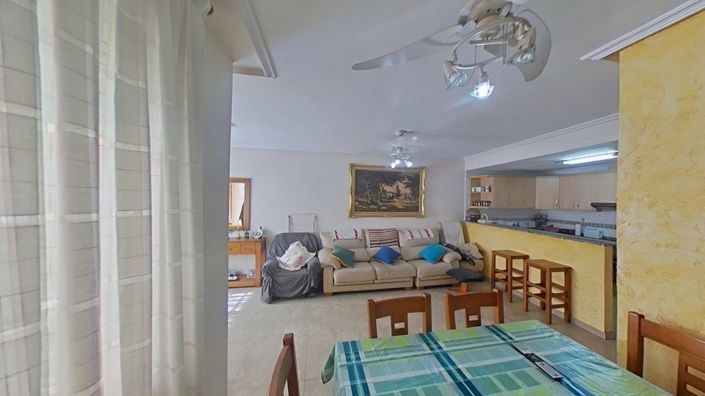 Image No.28-4 Bed Apartment for sale