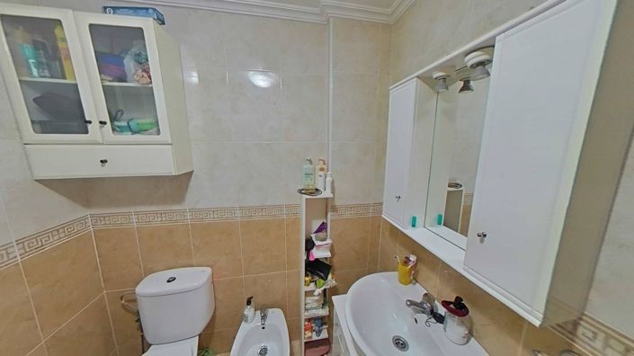 Image No.37-4 Bed Apartment for sale