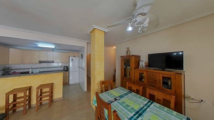 Image No.4-4 Bed Apartment for sale