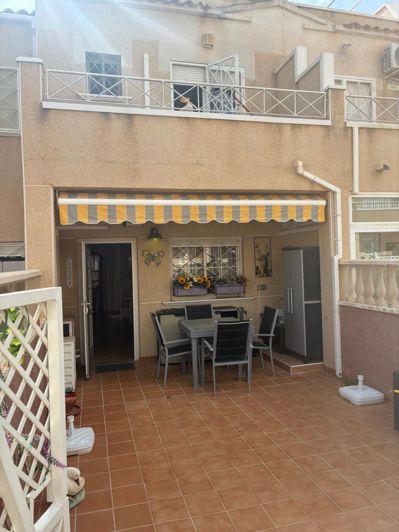 Image No.2-2 Bed Bungalow for sale