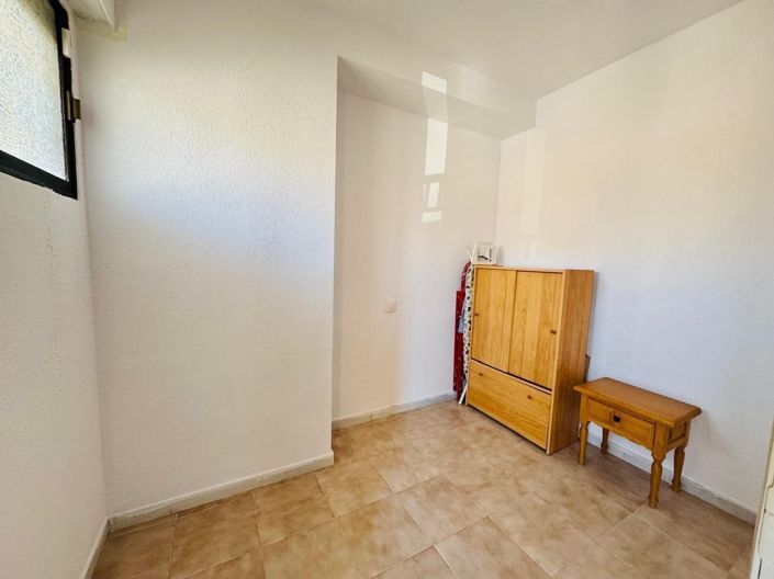 Image No.23-3 Bed Apartment for sale