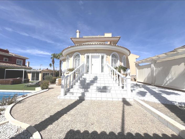 Image No.41-5 Bed Villa for sale