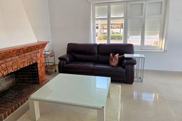 Image No.12-3 Bed House for sale