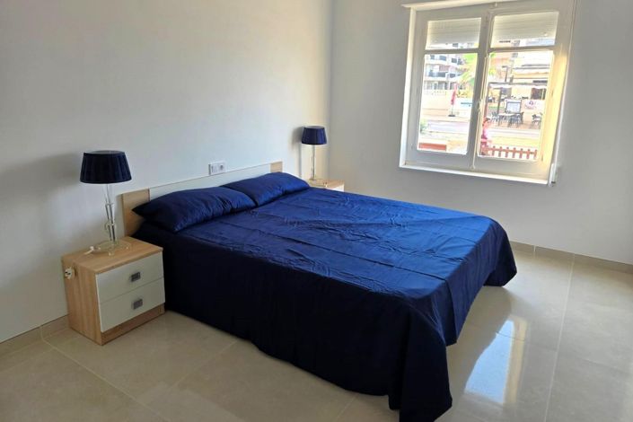 Image No.20-3 Bed House for sale