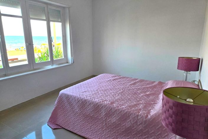 Image No.22-3 Bed House for sale