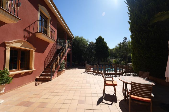 Image No.21-8 Bed Villa for sale