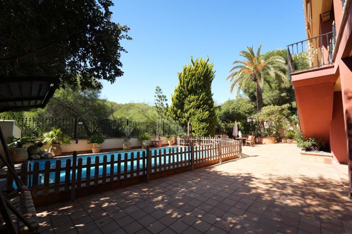 Image No.27-8 Bed Villa for sale