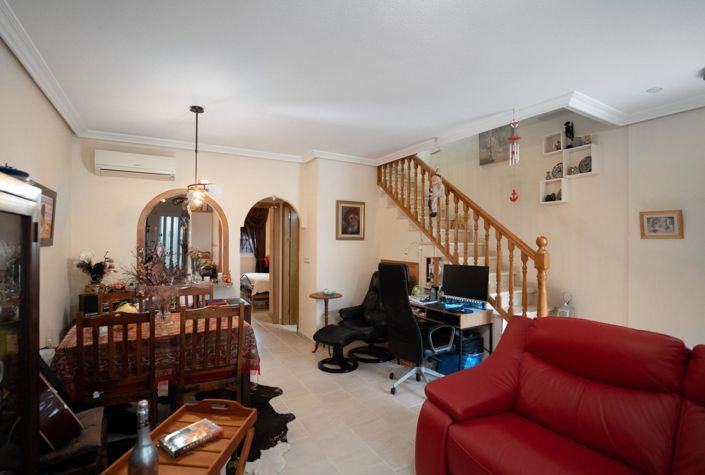 Image No.19-2 Bed House for sale