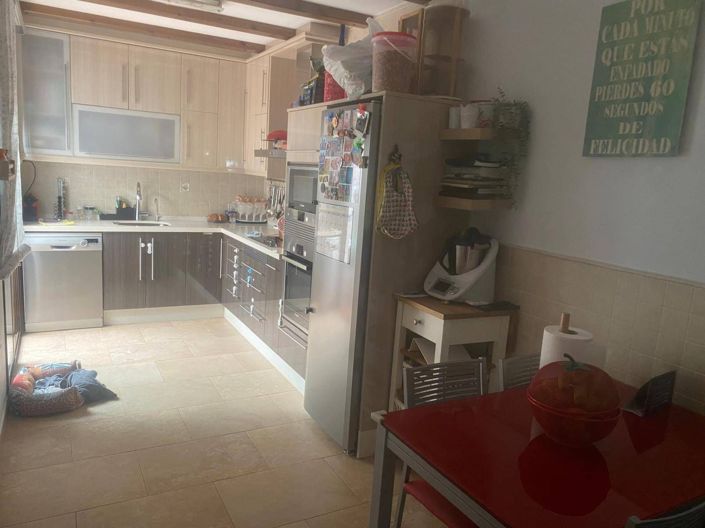 Image No.6-4 Bed Duplex for sale