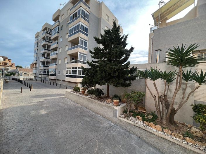 Image No.29-2 Bed Apartment for sale