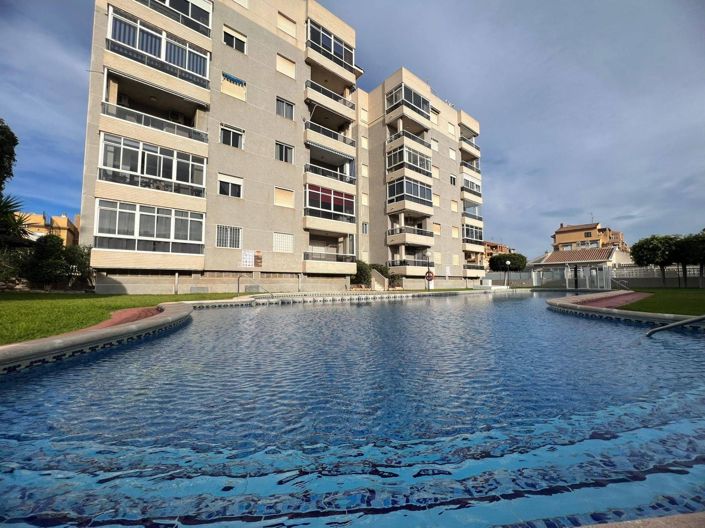 Image No.4-2 Bed Apartment for sale