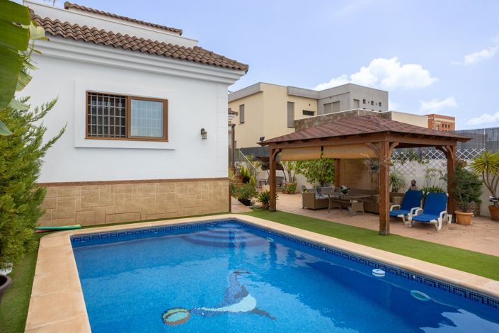 Image No.35-4 Bed Villa for sale