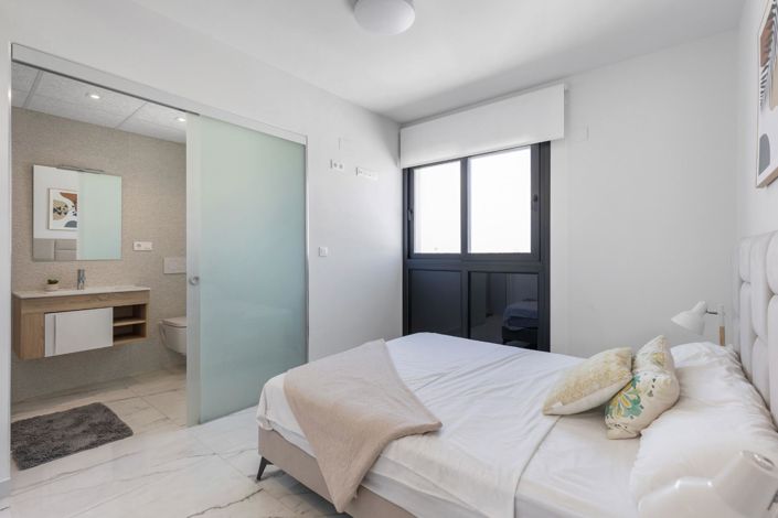 Image No.17-2 Bed Penthouse for sale