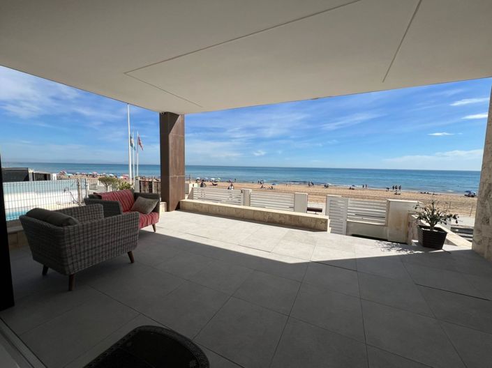Image No.6-5 Bed Villa for sale