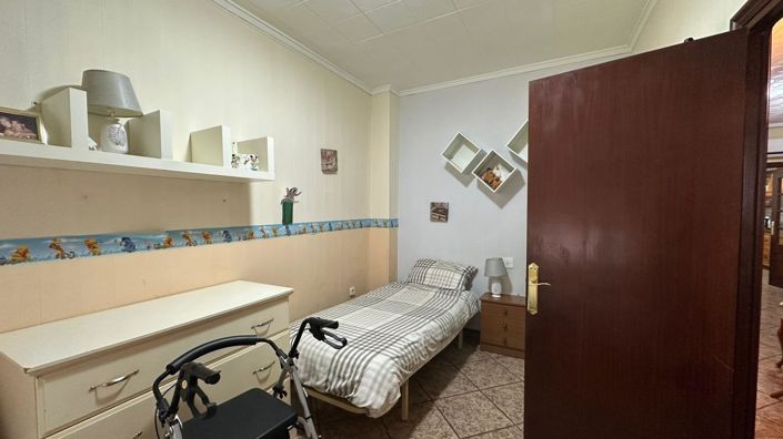 Image No.19-4 Bed Apartment for sale