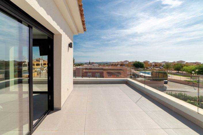 Image No.16-4 Bed Villa for sale