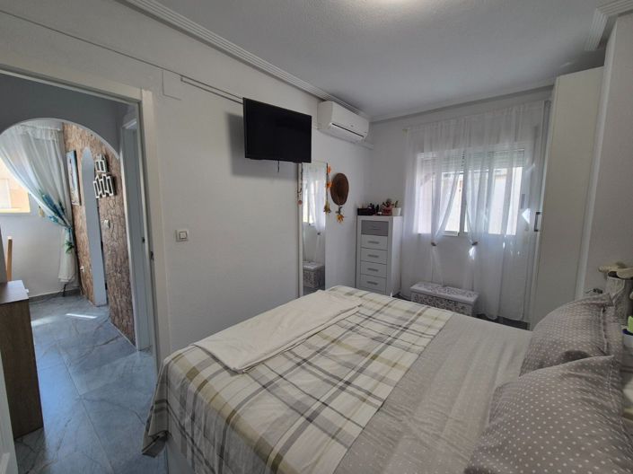 Image No.14-2 Bed Bungalow for sale