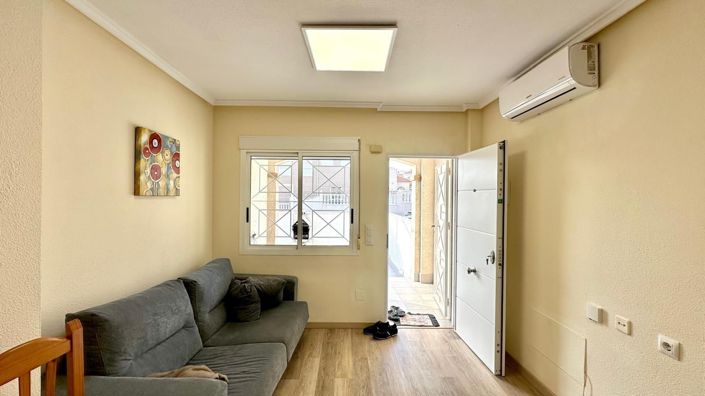 Image No.2-2 Bed Bungalow for sale