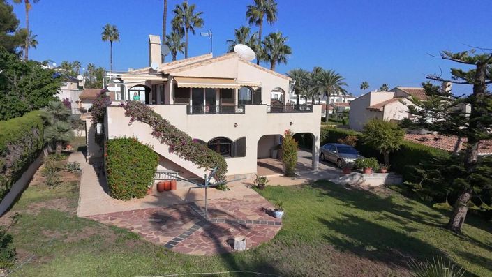 Image No.2-3 Bed Villa for sale