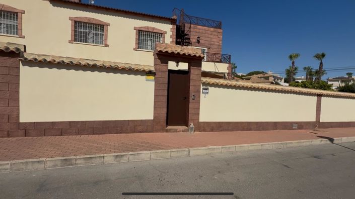 Image No.14-Villa de 7 chambres à vendre à Torrevieja