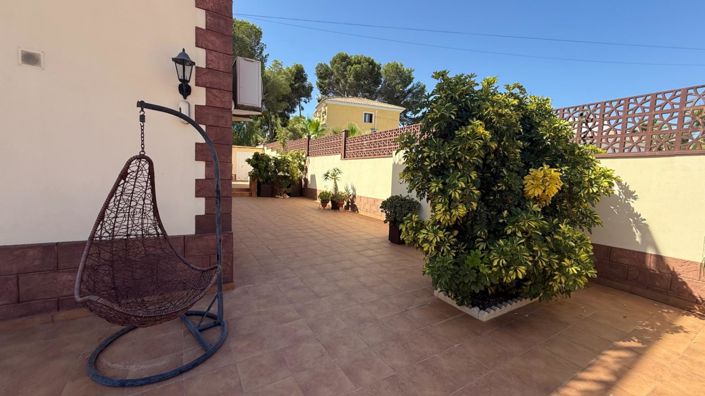 Image No.3-Villa de 7 chambres à vendre à Torrevieja