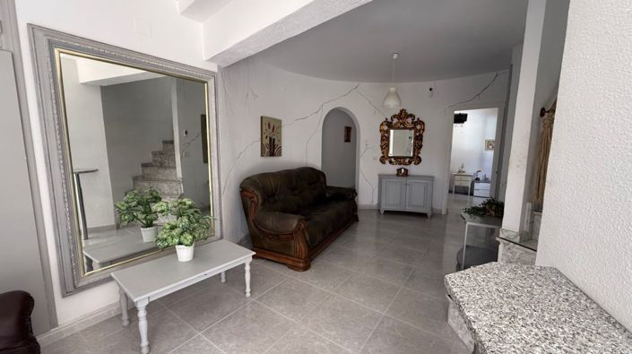 Image No.26-Villa de 6 chambres à vendre à Orihuela Costa