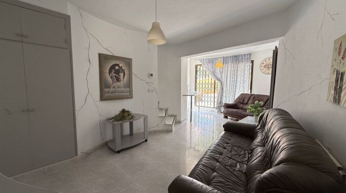 Image No.29-6 Bed Villa for sale