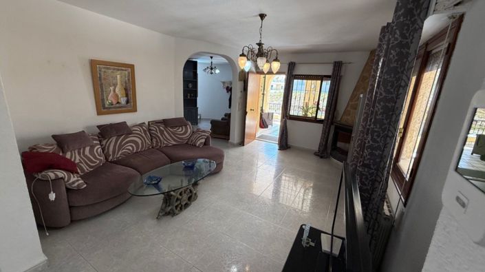 Image No.6-Villa de 6 chambres à vendre à Orihuela Costa