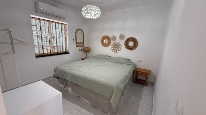 Image No.15-3 Bed Villa for sale