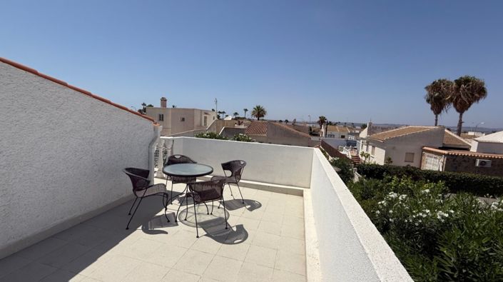 Image No.25-3 Bed Villa for sale