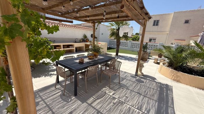 Image No.4-3 Bed Villa for sale