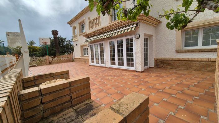 Image No.10-Villa de 7 chambres à vendre à Cabo Roig