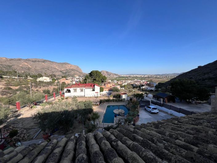 Image No.18-4 Bed Villa for sale